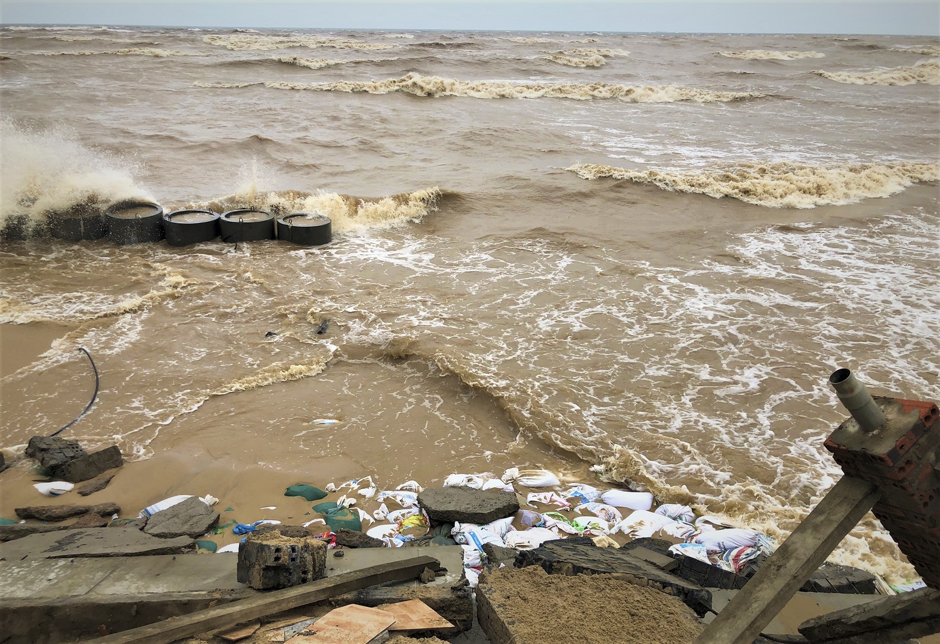 ke bien sat lo sau mua lu anh 9