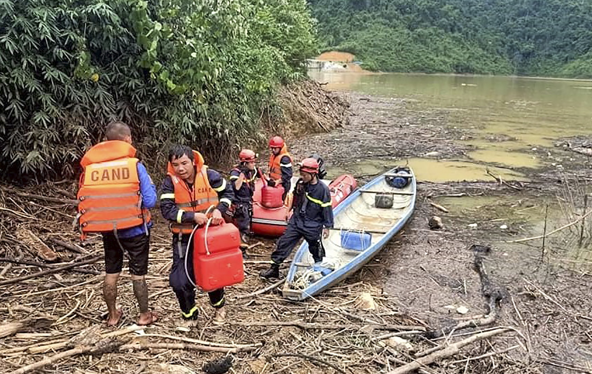 sat lo thuy dien Rao Trang 3 anh 6