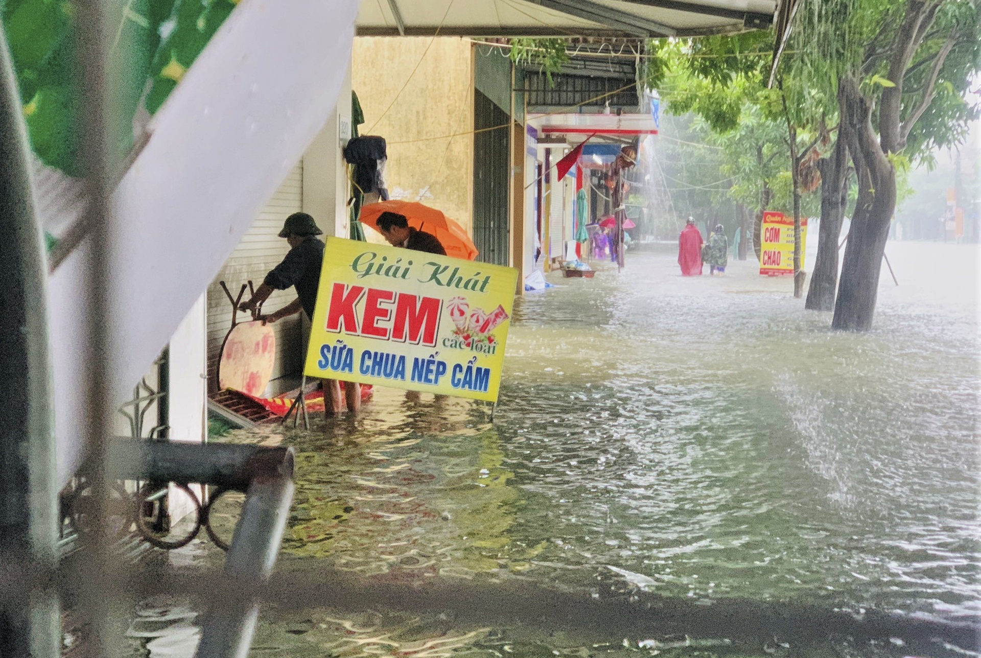 mua lu mien trung anh 4
