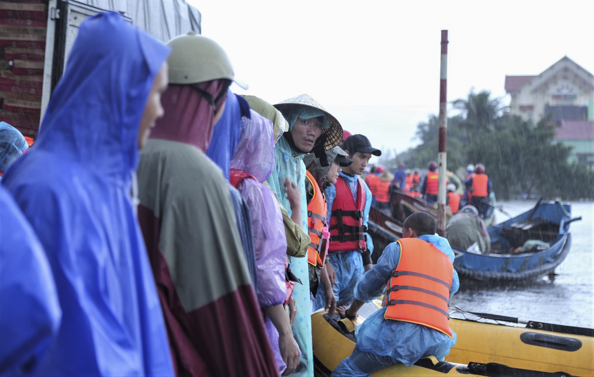 mua lu mien Trung anh 10