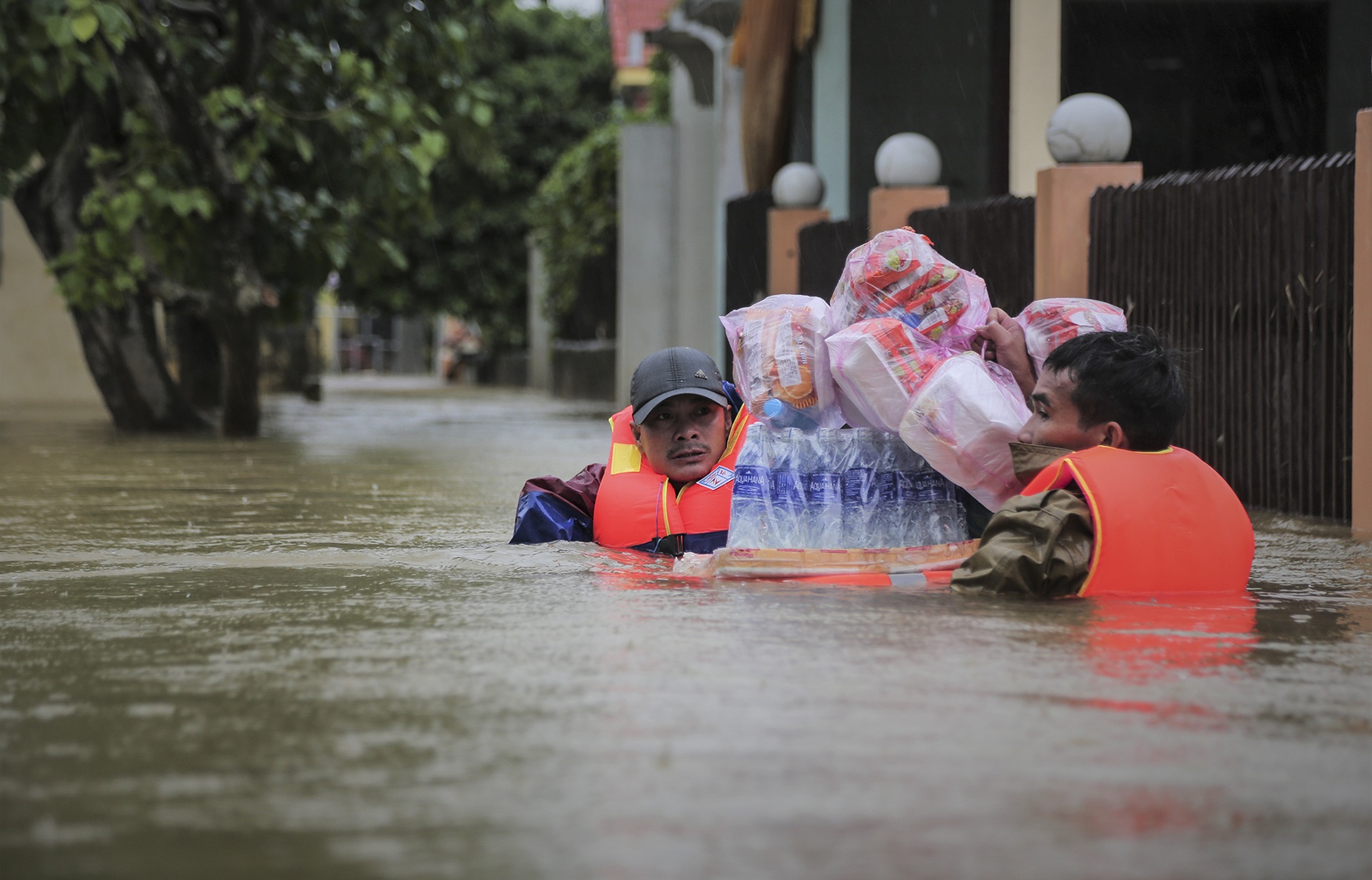 mua lu mien trung anh 6
