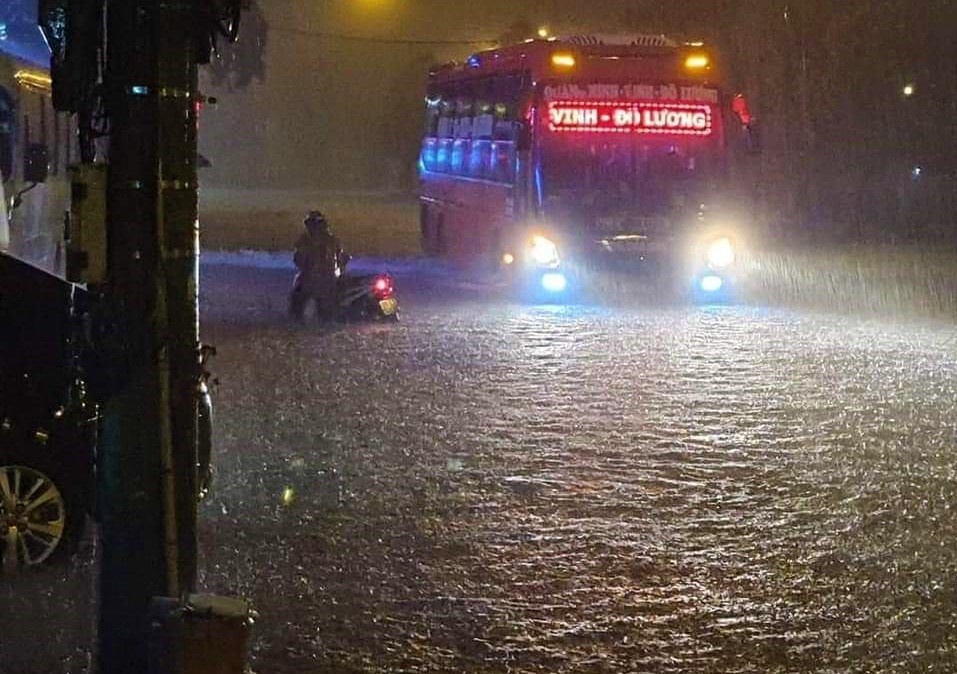 mua lu mien Trung anh 2