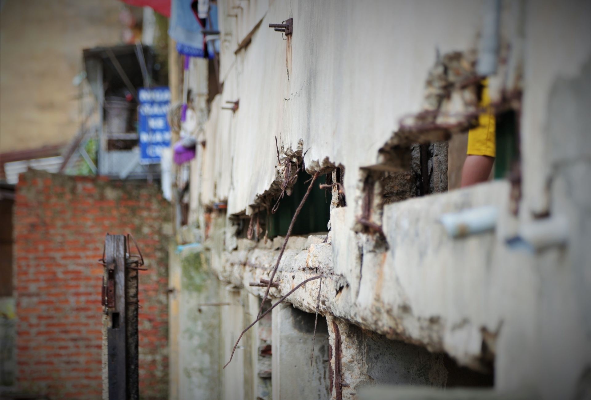 Cuoc song cua 7 ho dan trong chung cu cho sap o TP Vinh hinh anh