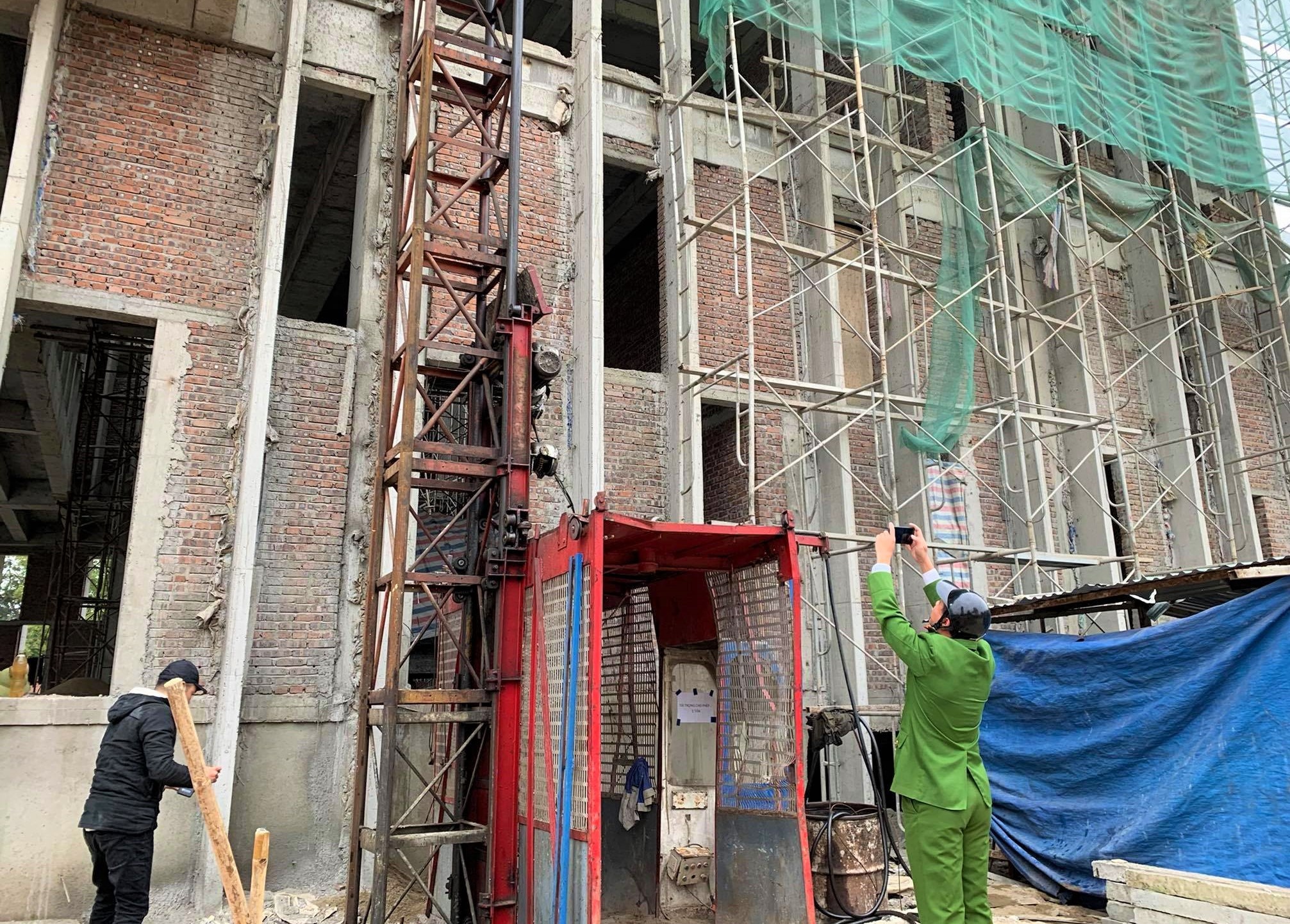 Nha thau noi gi sau vu van thang roi lam 3 nguoi chet? hinh anh