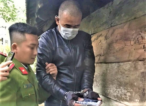 Ten cuop cuong hiep co gai 26 tuoi hinh anh