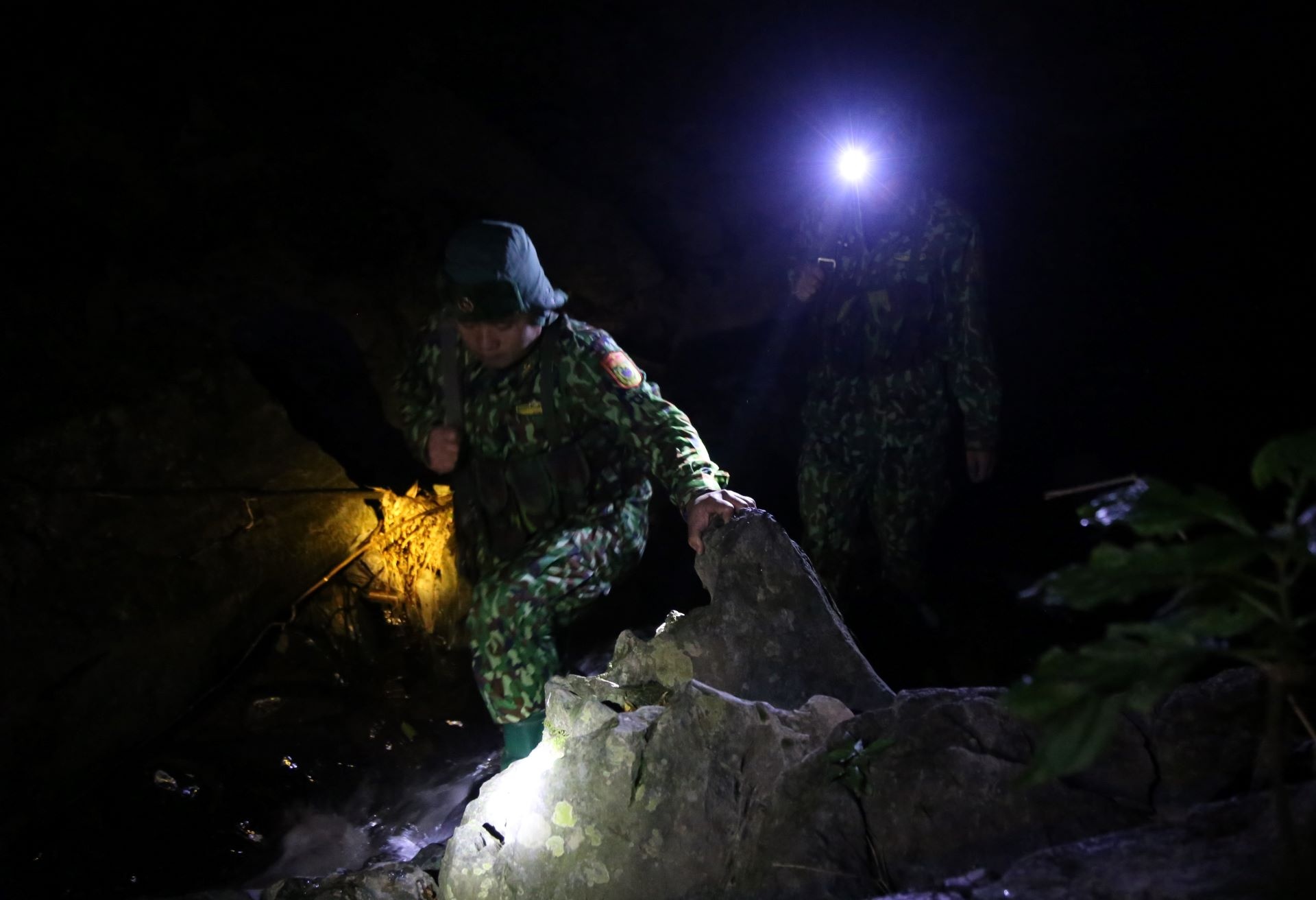 chốt phòng dịch Covid-19 vùng biên ảnh 21 chot phong dich Covid-19 vung bien anh 21