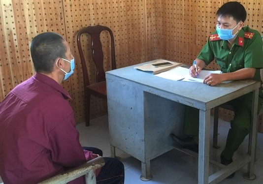 hành hung người khác ảnh 1 hanh hung nguoi khac anh 1