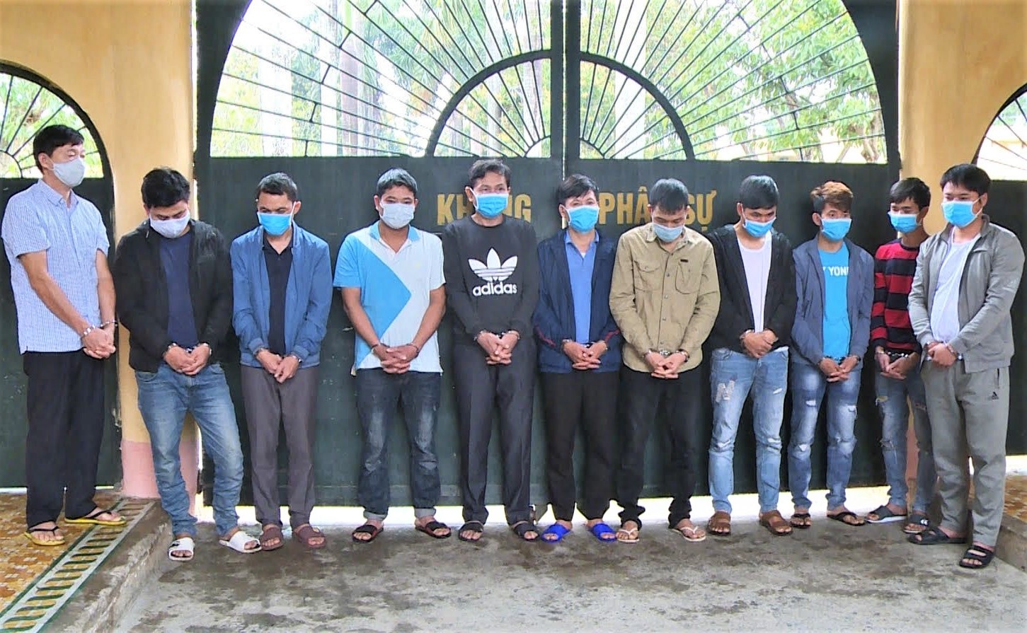 Danh bac an tien anh 1