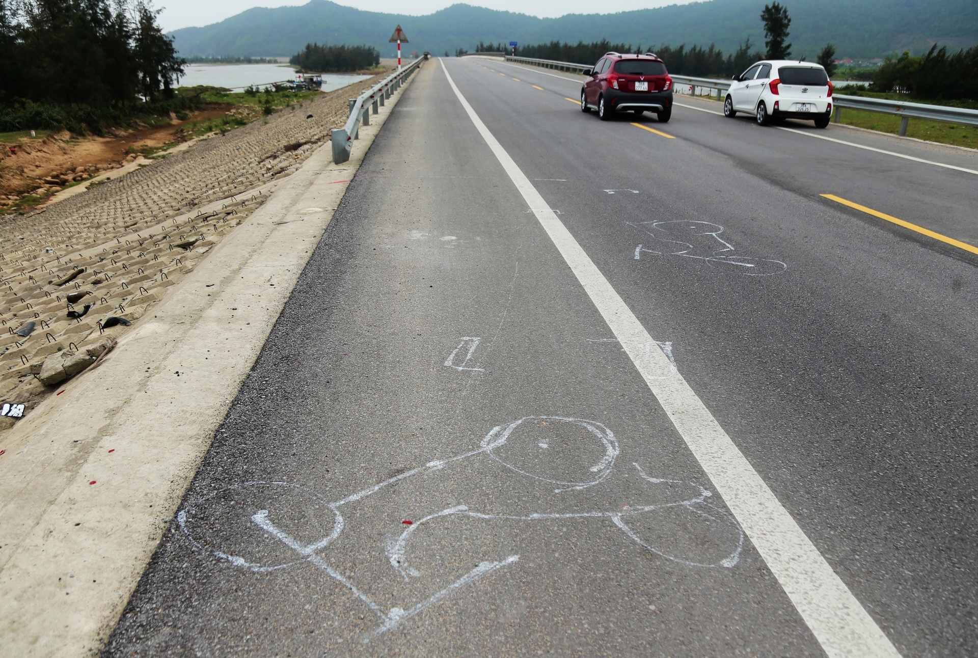 duong ven bien tram ty anh 10