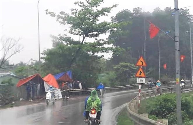 tai xe gay tai nan roi bo tron anh 1