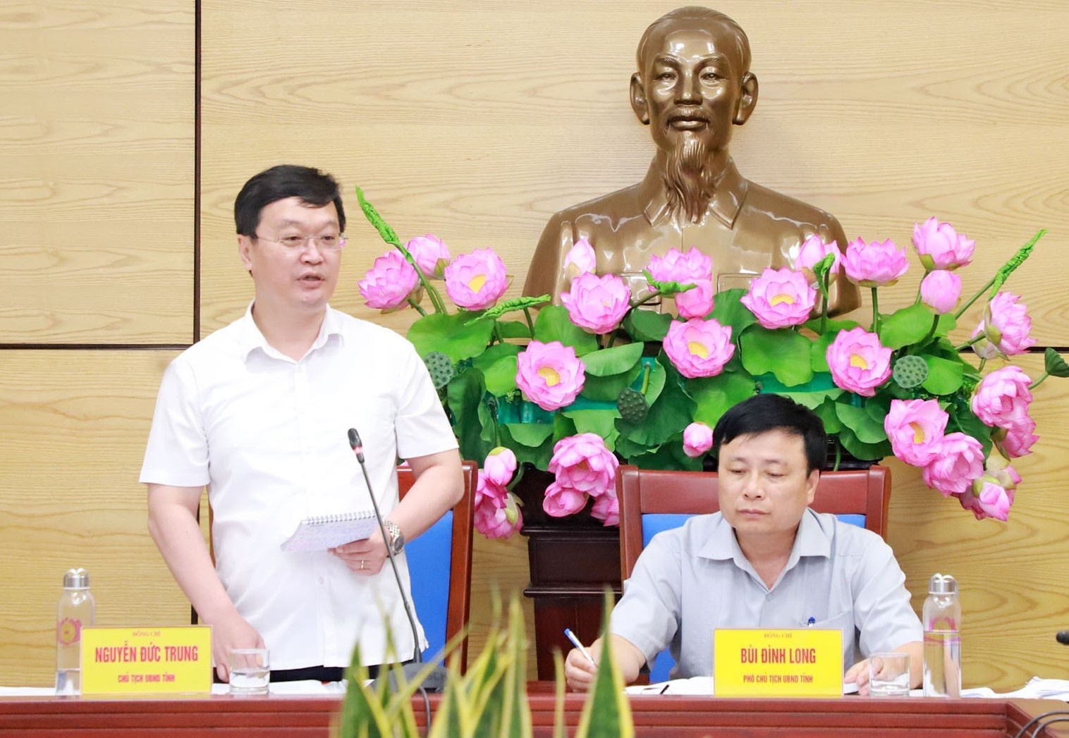 dung ban phao hoa de chong dich anh 1