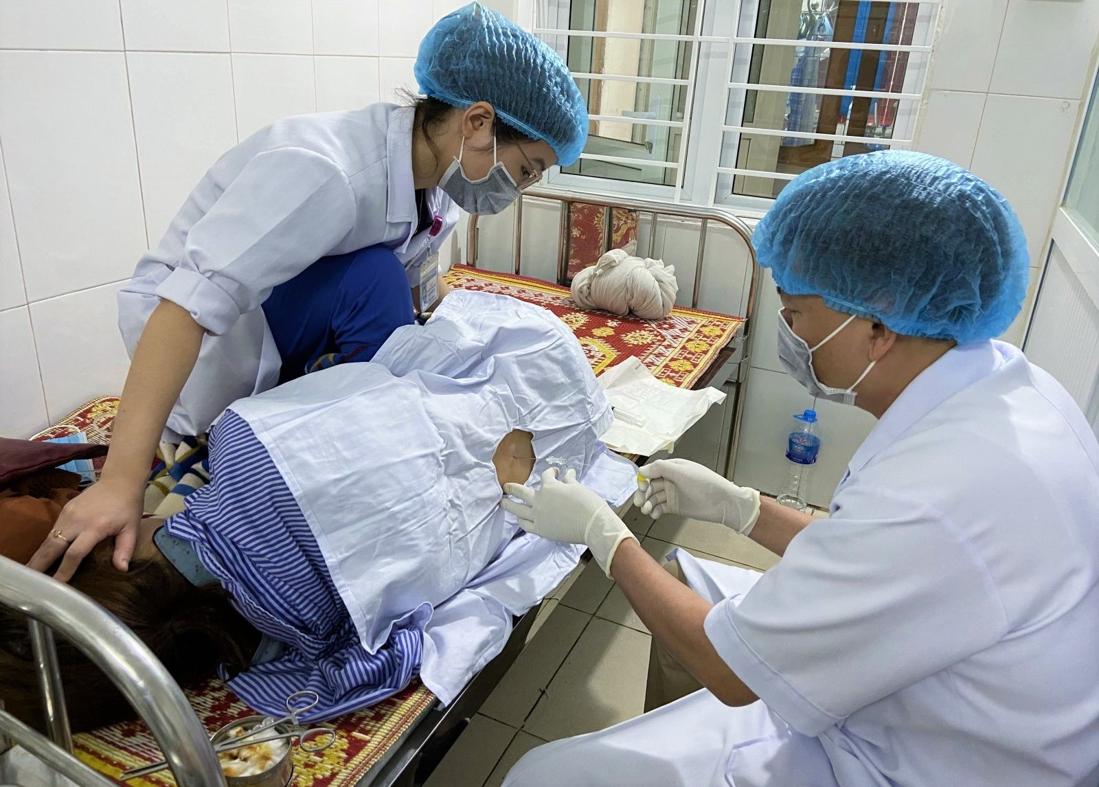 Nguyen nhan gay benh viem mang nao o chum ca benh tai Ha Tinh hinh anh