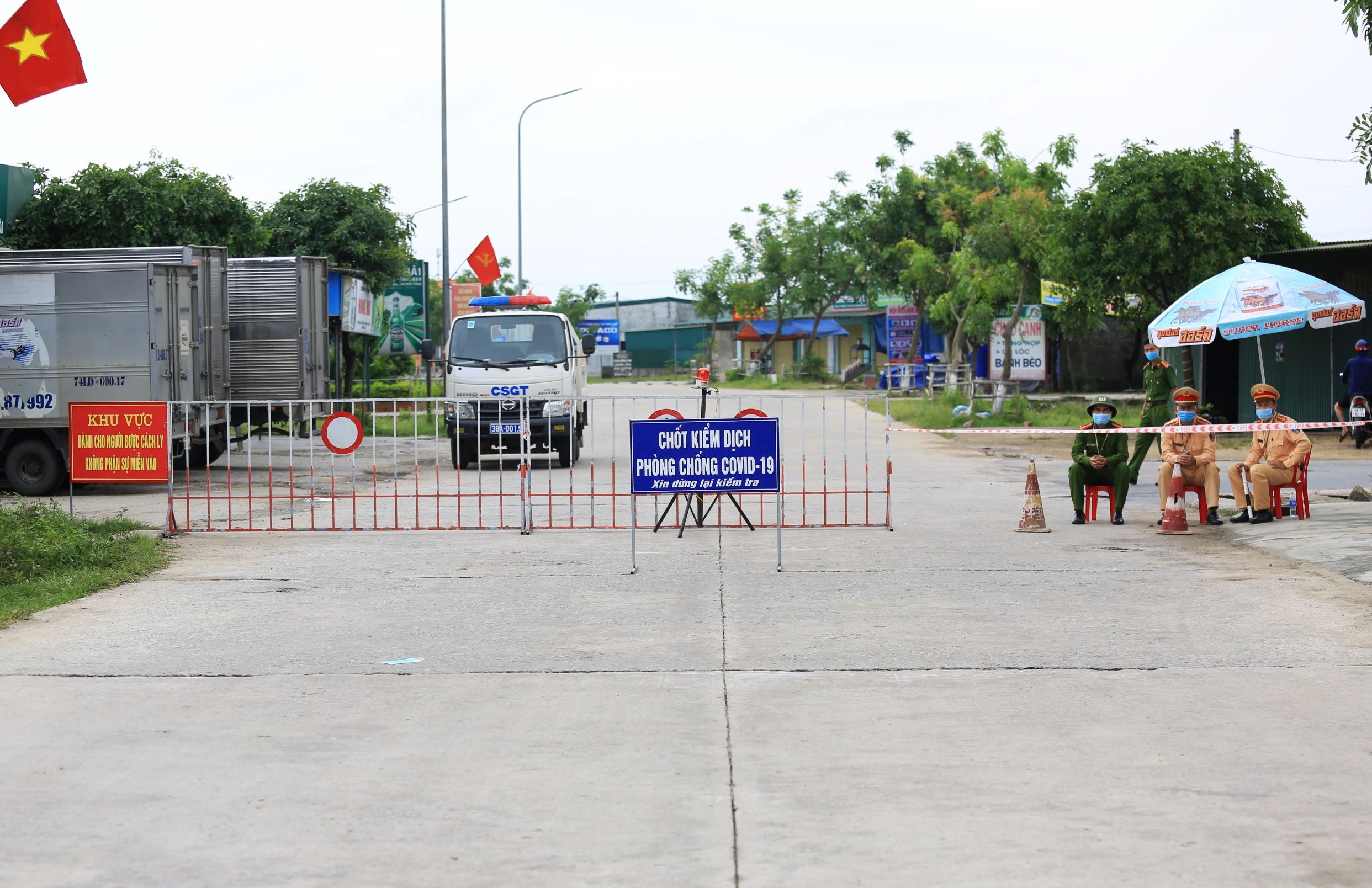 phong toa noi co ca nhiem anh 3