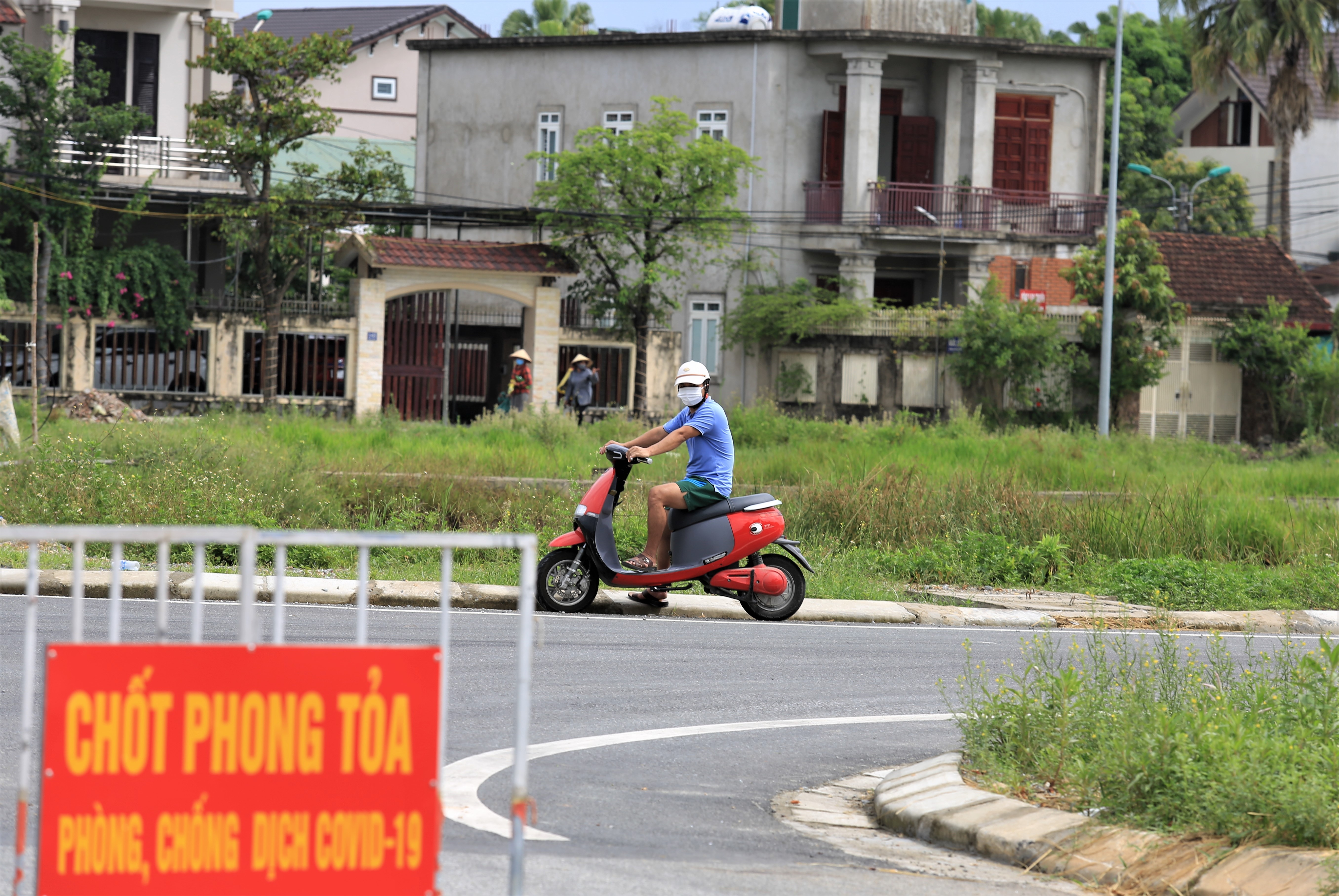 them ca mac Covid-19 anh 1