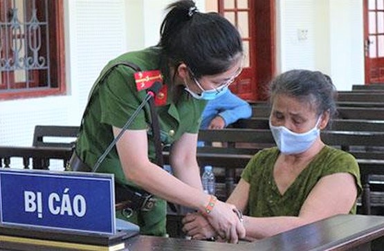 vợ siết cổ chồng ảnh 1 vo siet co chong anh 1