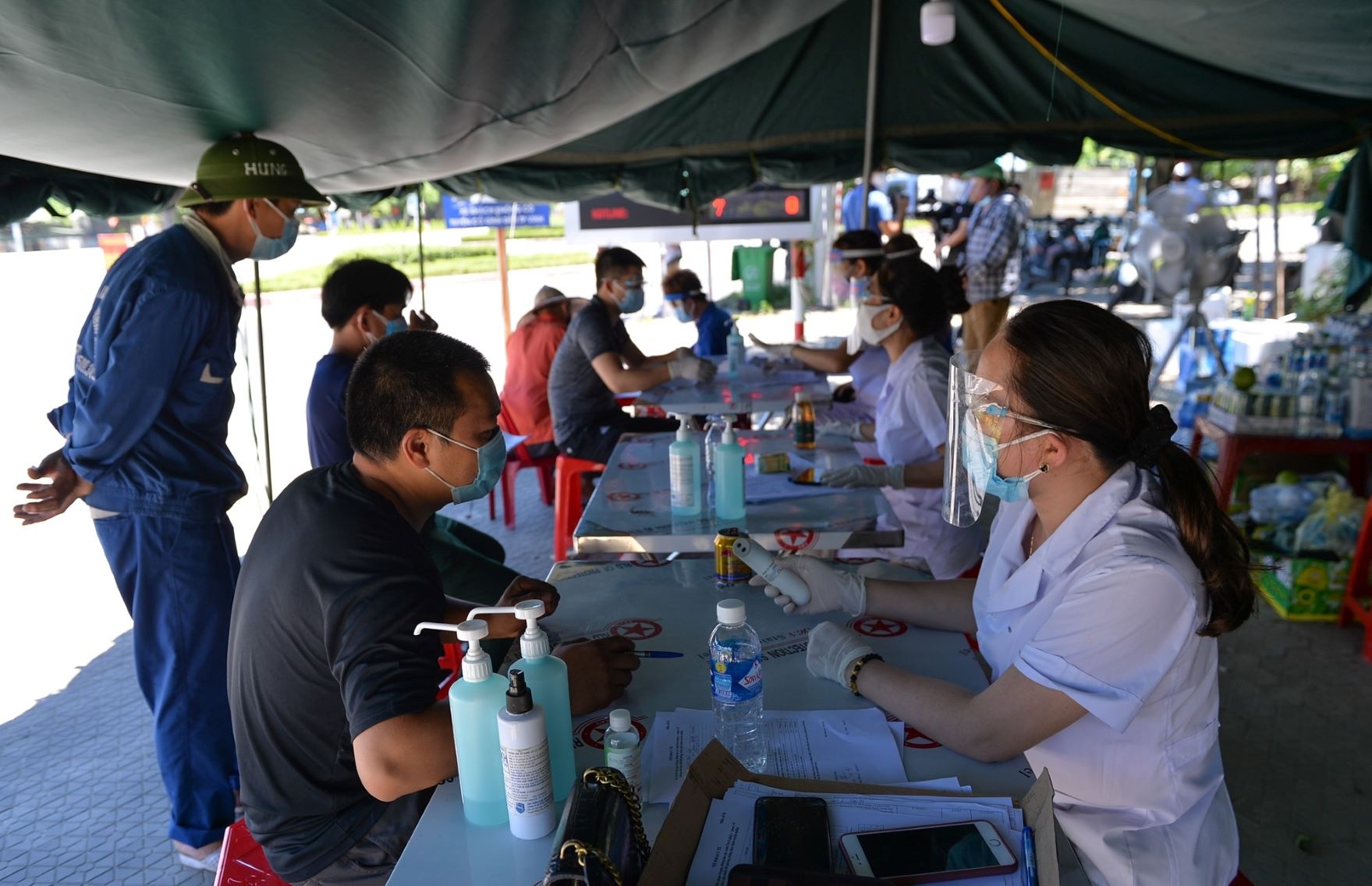 Covid-19 o Nghe An anh 9