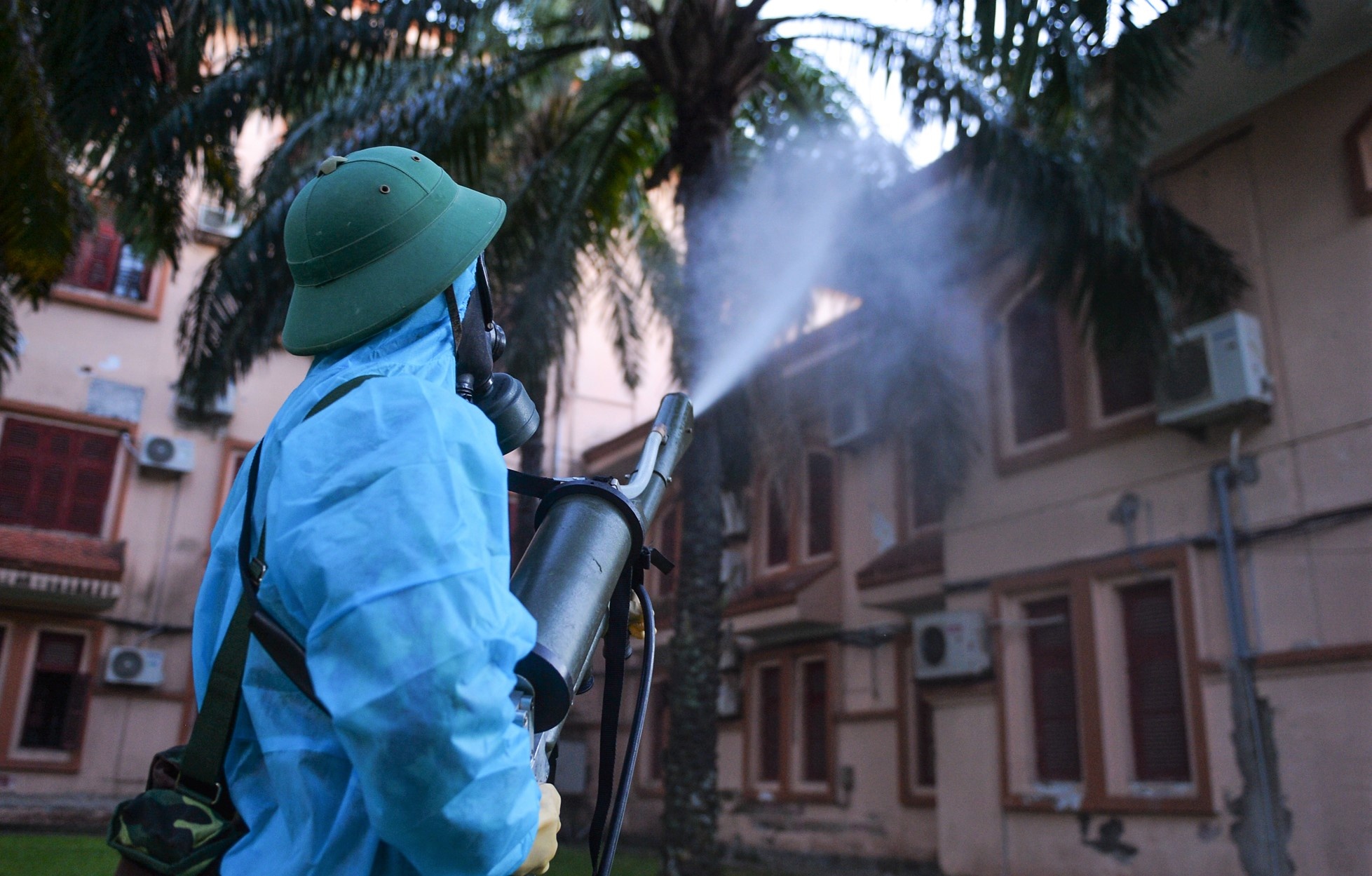 phun khu khuan toan TP Vinh anh 8