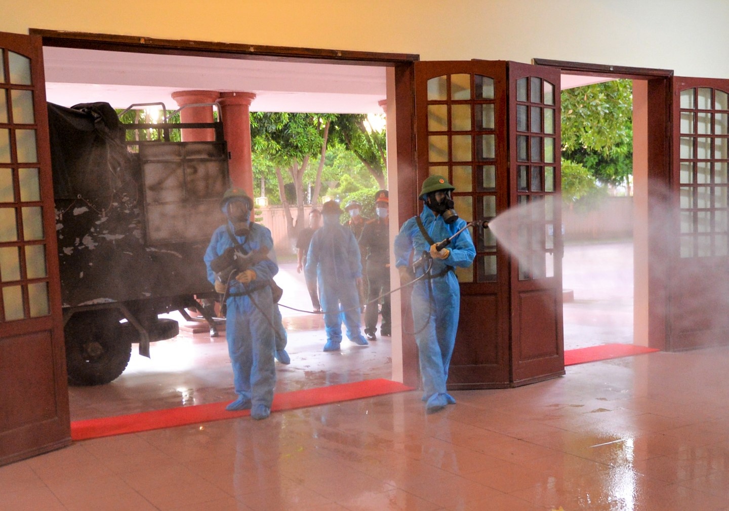 phun khu khuan toan TP Vinh anh 6