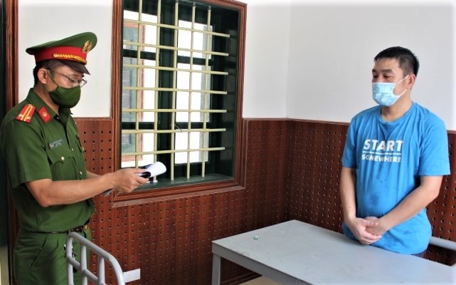 khai thac khoang san trai phep anh 1