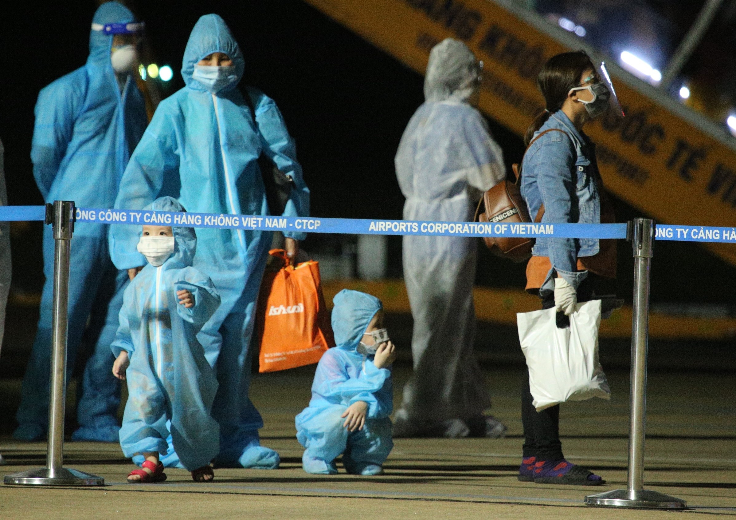 200 nguoi tu TP.HCM ve Nghe An anh 5