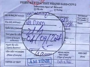 Sua giay xet nghiem, tai xe bi phat 7,5 trieu dong hinh anh