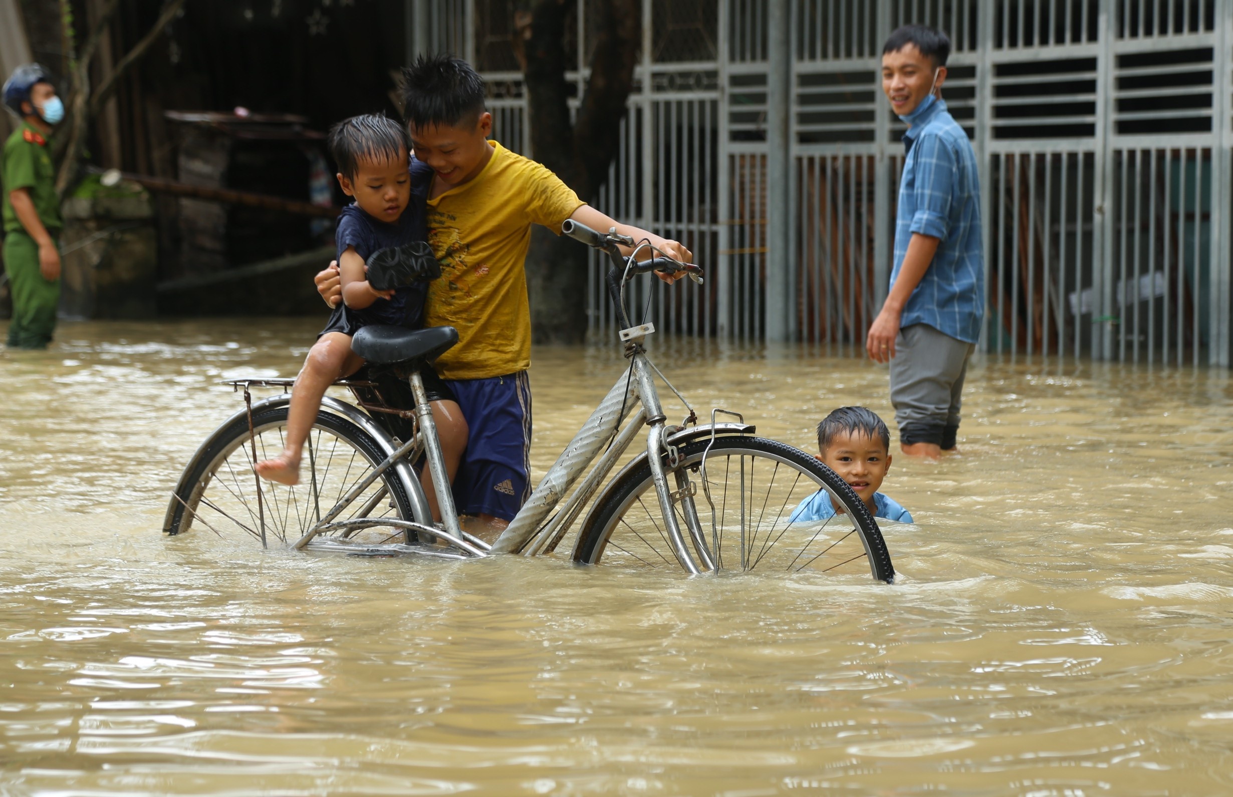 mua lu o Nghe An anh 11