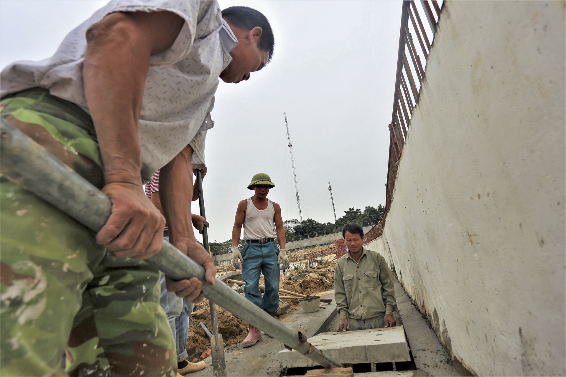 san van dong Vinh cai tao anh 11