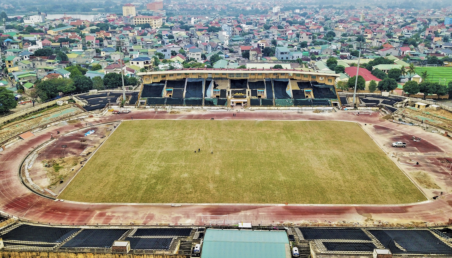 san van dong Vinh cai tao anh 2