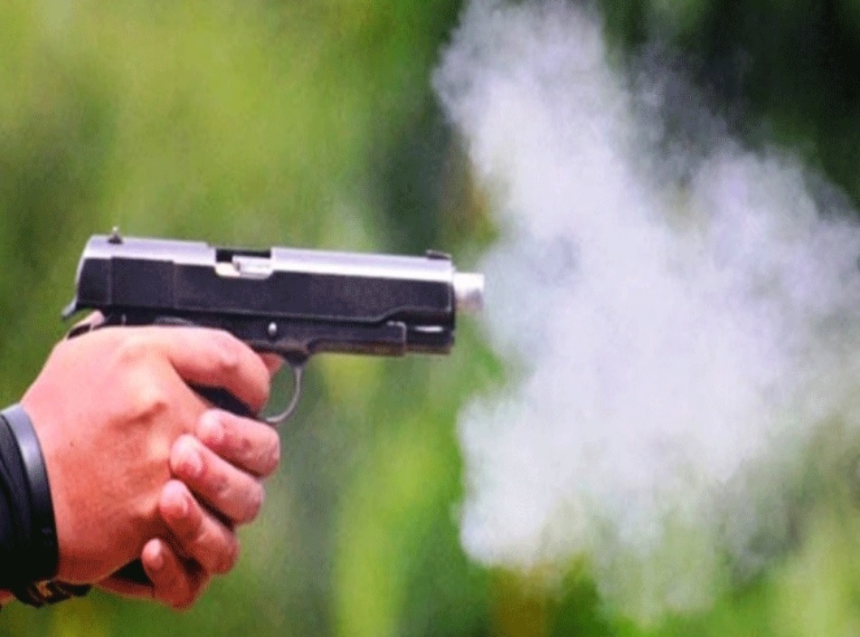 No sung tai quan ca phe, mot giam doc cong ty bat dong san bi thuong hinh anh