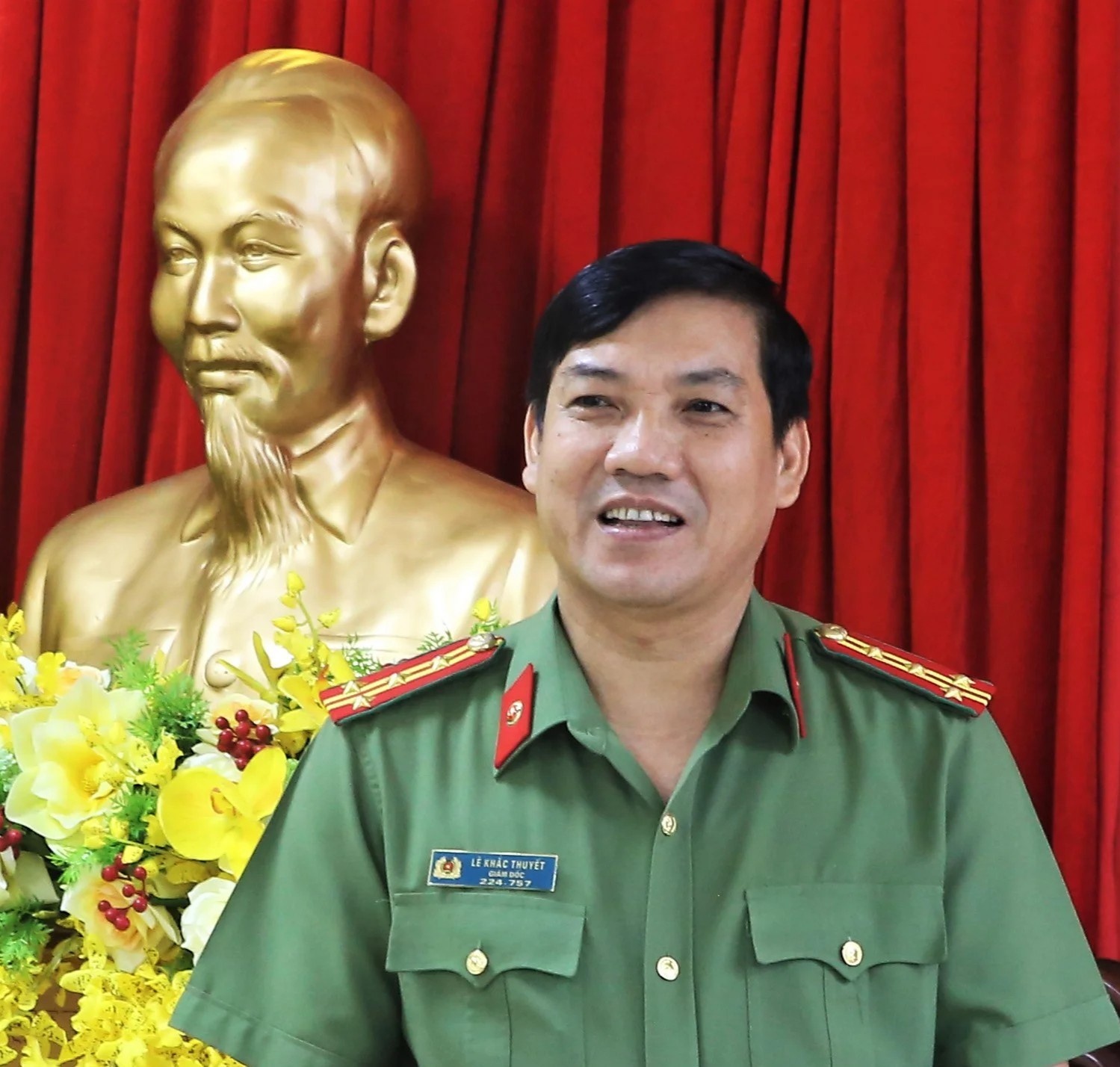 phao lau dem giao thua anh 1