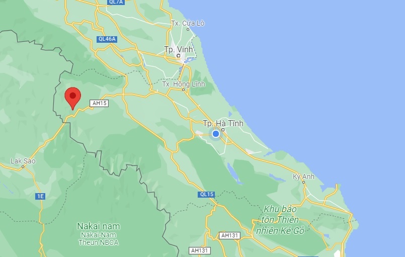 xe roi xuong vuc anh 2