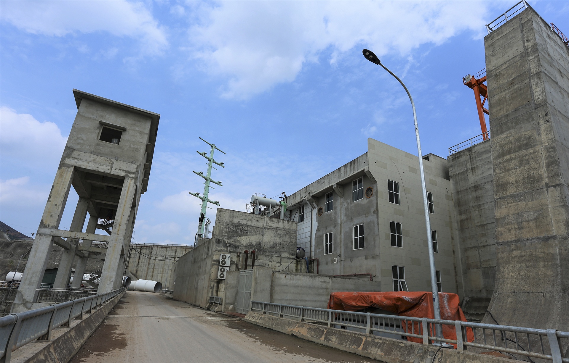 ho thuy loi nghin ty anh 12