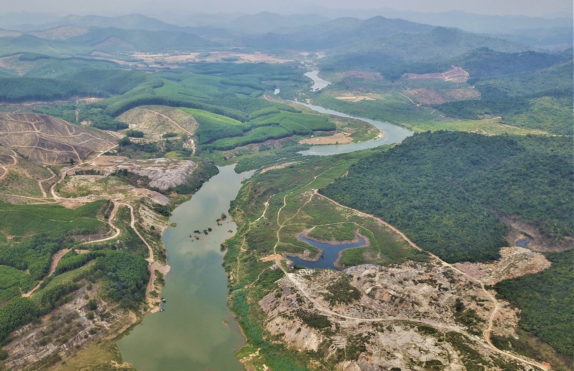 ho thuy loi nghin ty anh 5