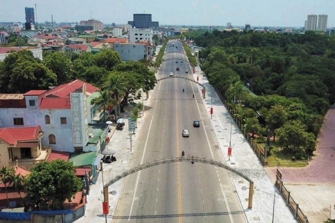 Pho di bo dau tien o TP Vinh sap hoat dong hinh anh