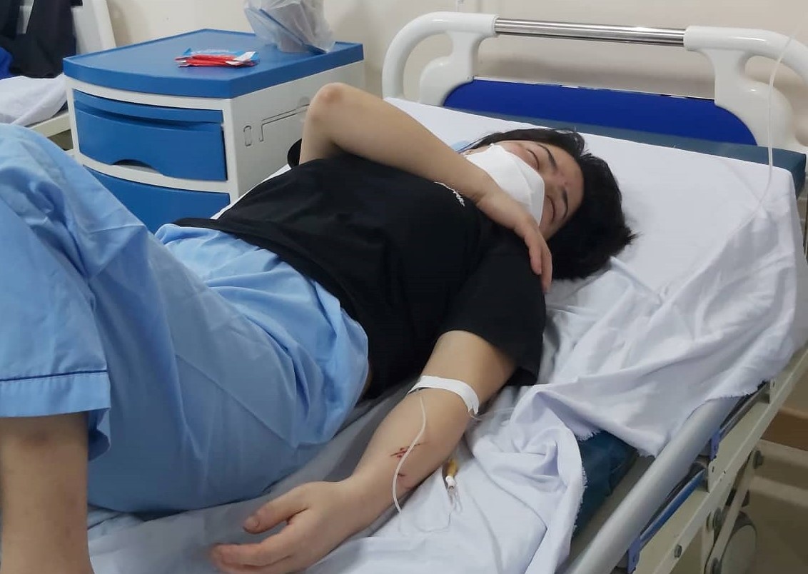 nữ chủ quán bị hành hung ảnh 2 nu chu quan bi hanh hung anh 2