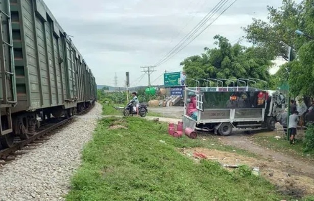 tai nan duong sat anh 1