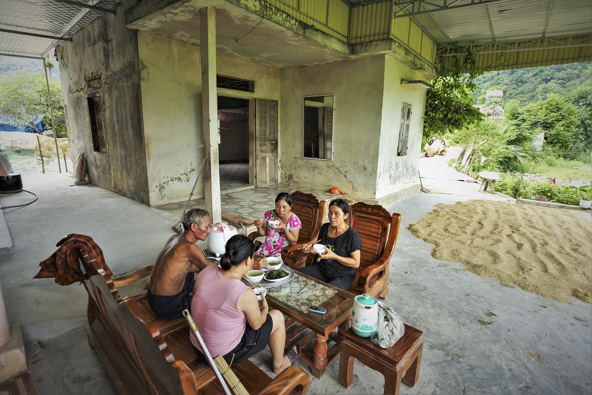 sut lun o Nghe An anh 8