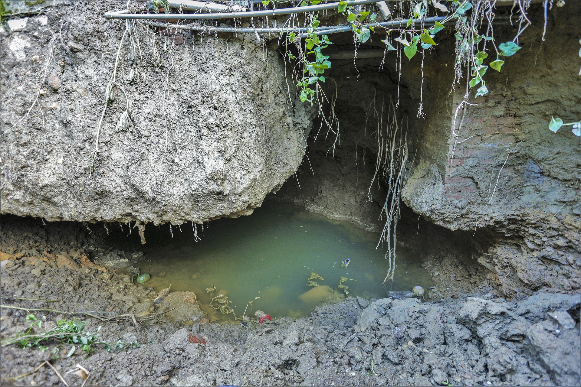 sụt lún ở Nghệ An ảnh 5 sut lun o Nghe An anh 5