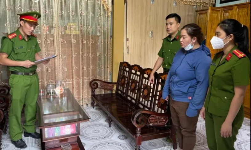 lừa chạy việc  ảnh 1 lua chay viec anh 1