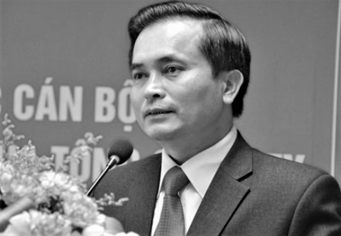 Pho chu tich UBND tinh Nghe An Le Ngoc Hoa qua doi hinh anh