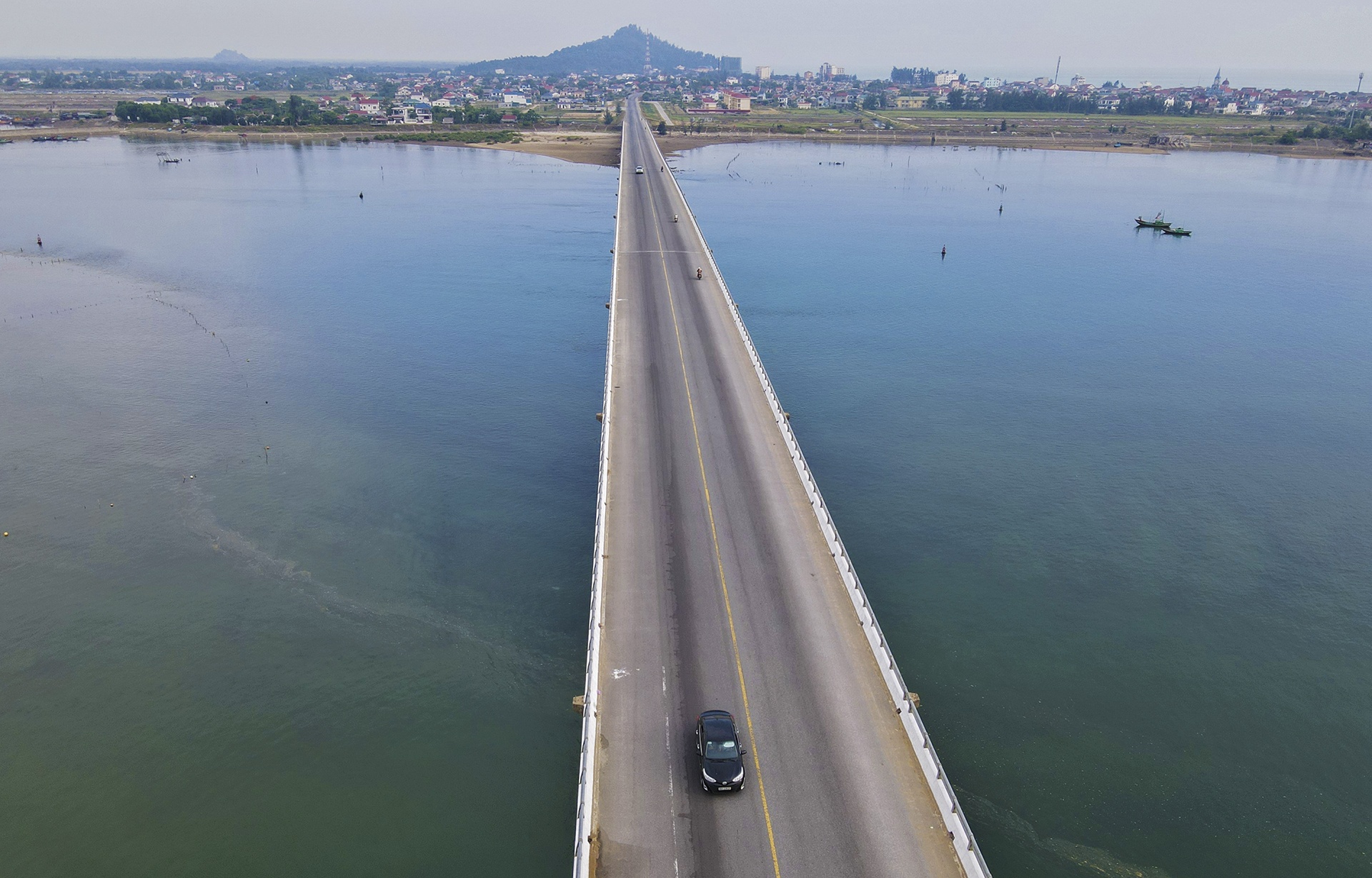 cau tram ty khong co den chieu sang anh 4