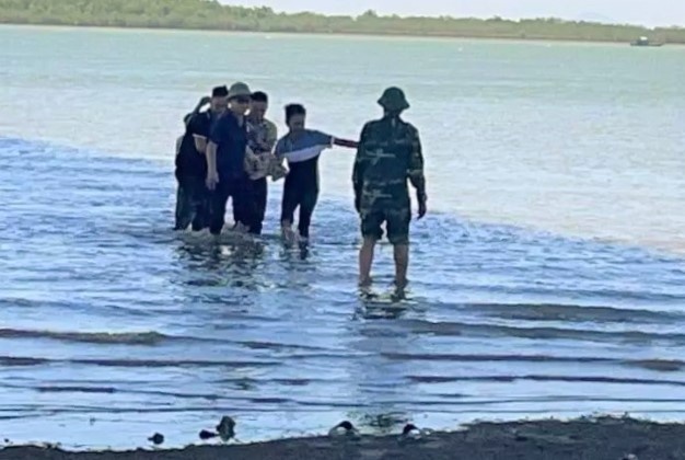 Dieu tra nghi an giet nguoi roi nhay cau tu tu hinh anh