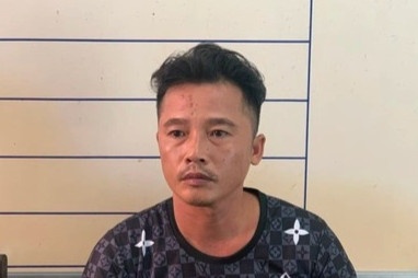 Nhom thanh thieu nien gay roi anh 1