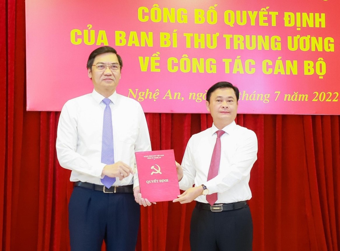 tan pho bi thu Tinh uy Nghe An anh 1