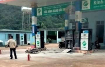 chay tru bom xang anh 1