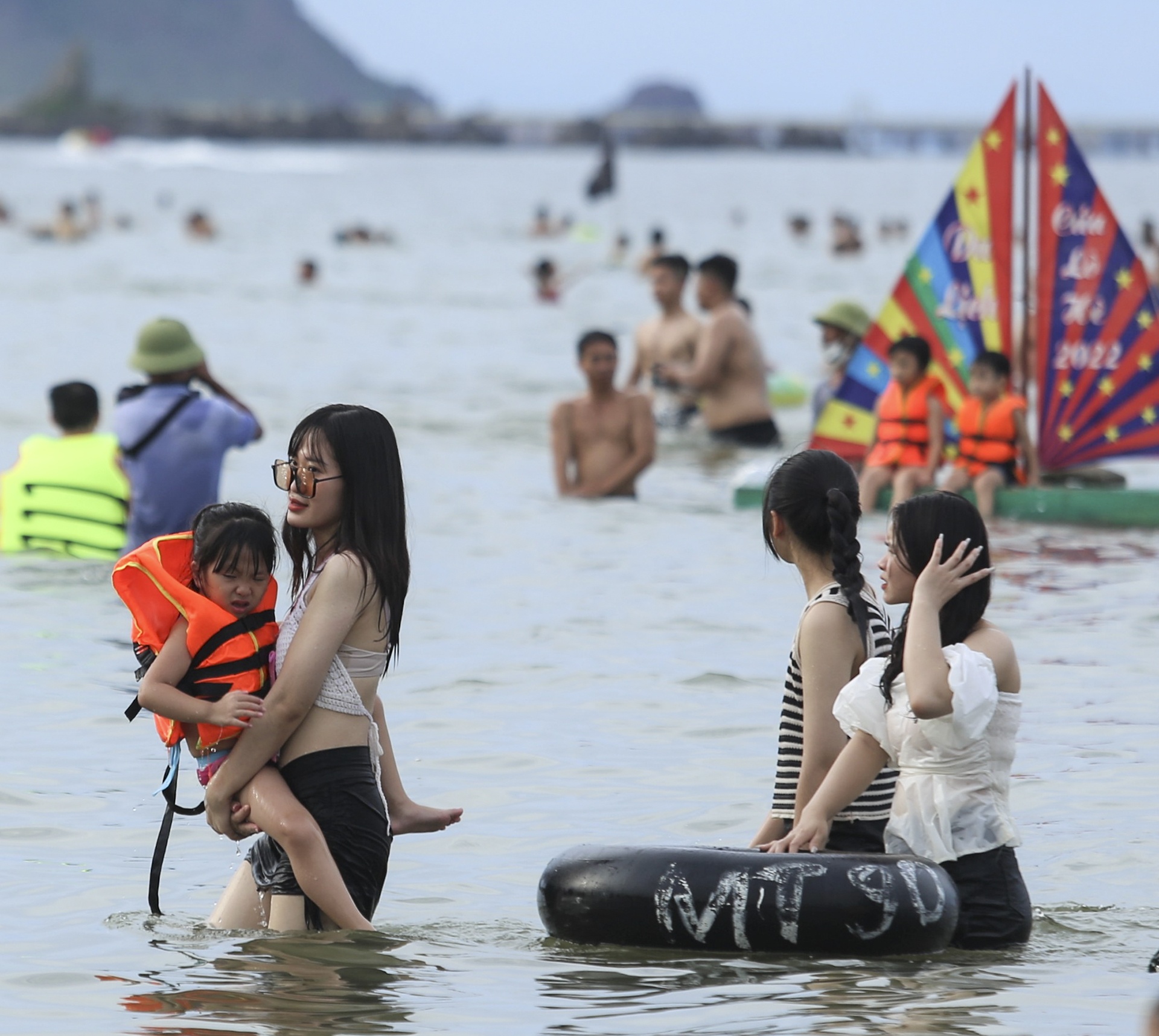 Motor nuoc chay bat nhao anh 2