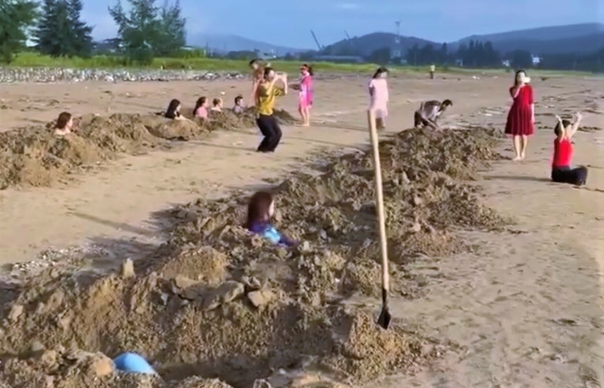 nam thien duoi ho anh 1