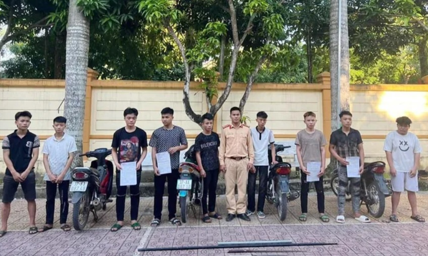 boc dau xe may anh 1