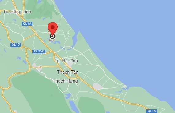 hoc sinh roi xuong dat anh 2