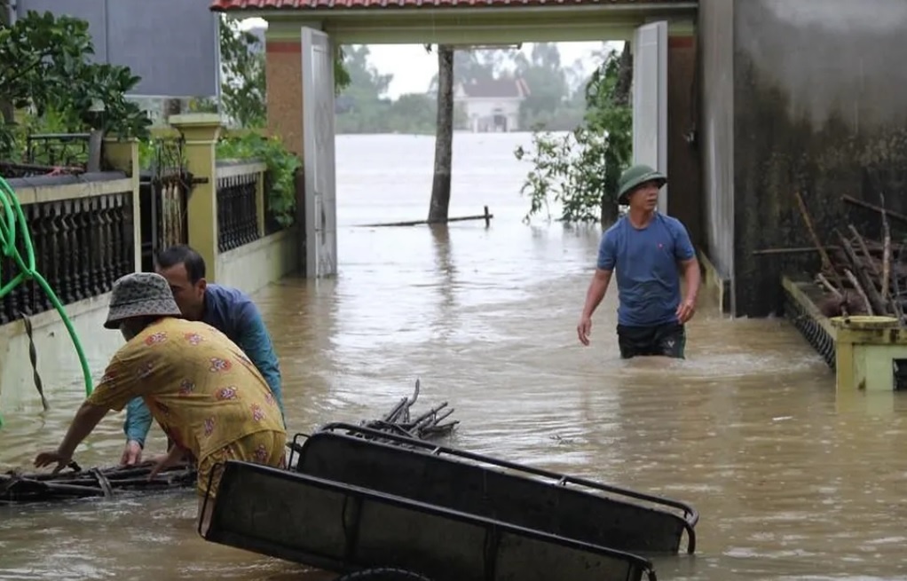 mua lu Nghe An anh 2